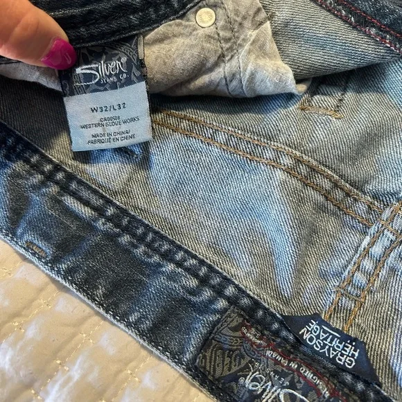 Silver Jeans Grayson Heritage with Classic Fading - Picture 4 of 6